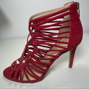 Vince Camuto Red Strappy Sandal size 7.5